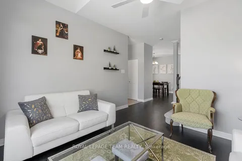 677 SUNBURST Street, ON K1T 0L2