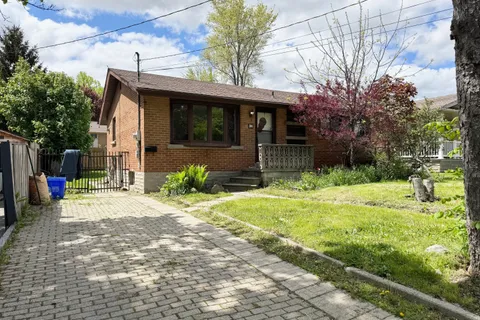 26 Grandfield Street, ON L8T 2H2