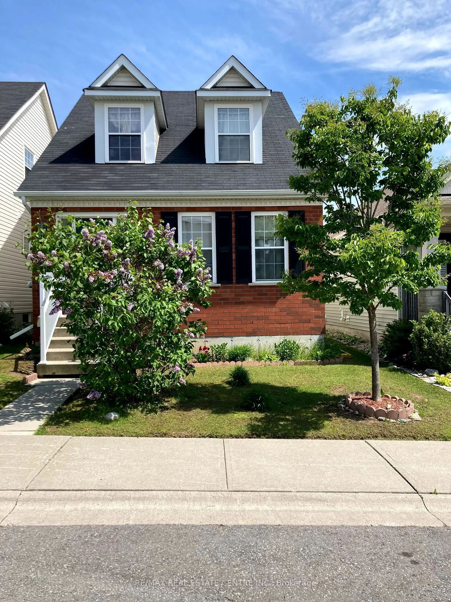 70 Greenaway Circle, ON L1A 0B9