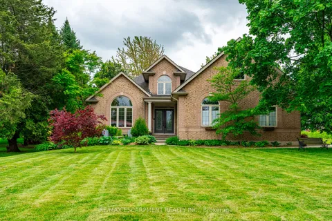 248 4th Concession Road, ON L8B 1J3