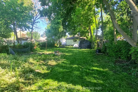 310 Grey Street, ON N6B 1G6