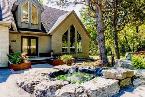 774 Old Dundas Road, ON L9H 5E3