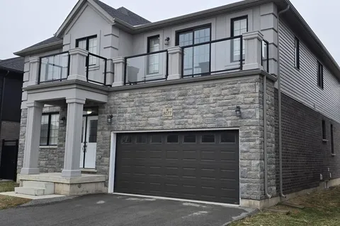 8077 Brookside Drive, ON L2H 3T9
