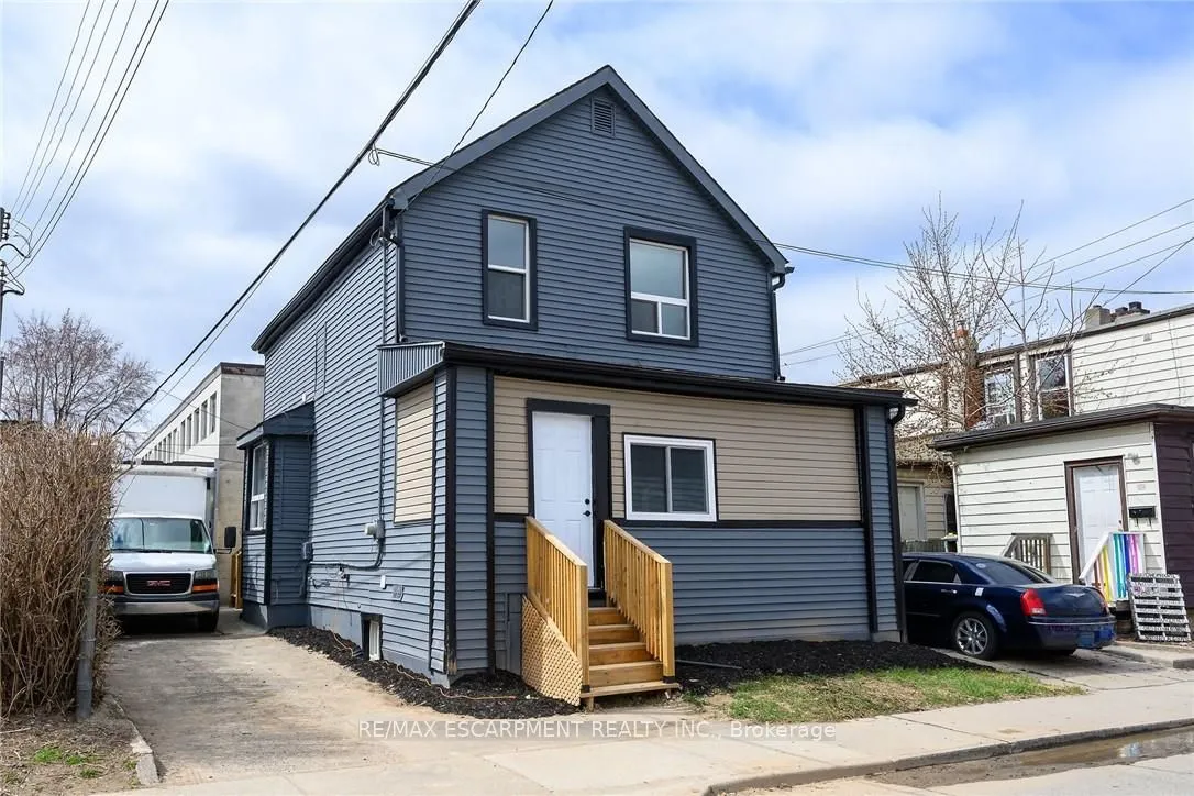 31 GREENAWAY Avenue, ON L8L 6C3