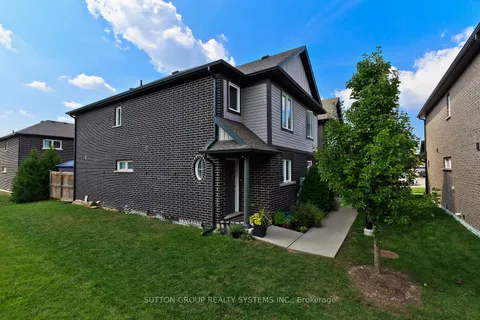 7768 Ascot Circle, ON L2H 3P9