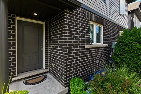 7768 Ascot Circle, ON L2H 3P9