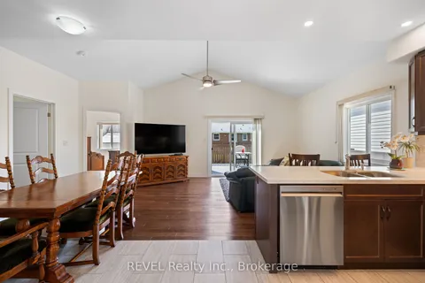 11 Berkshire Drive, ON L2M 0C2