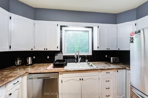 403137 ROBINSON Road, ON N5C 3J7