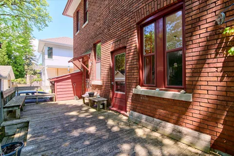 28 Wendover Avenue, ON K1S 4Z7