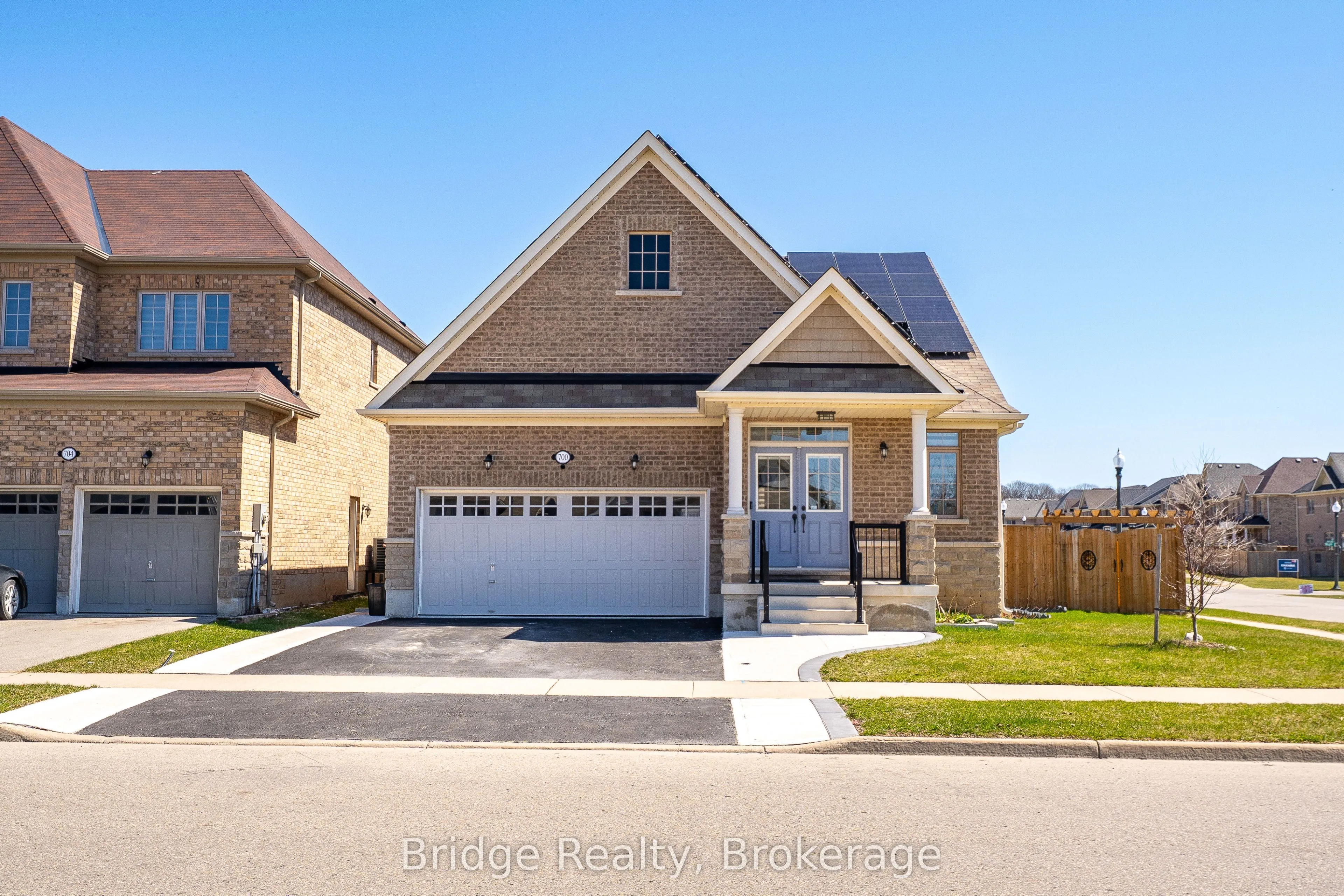 700 Arthur Parker Avenue, ON N4S 7W2