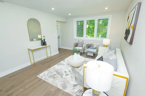 5097 Ontario Avenue, Niagara Falls, ON L2E 3R7