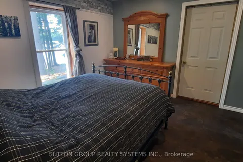 1581 B Lake Joesph Road, ON P0C 1H0