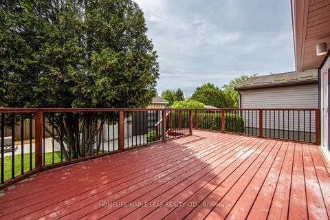 689 Macyoung Drive, ON N2Z 1T1