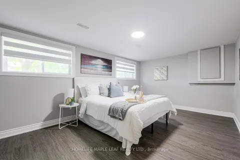 689 Macyoung Drive, ON N2Z 1T1