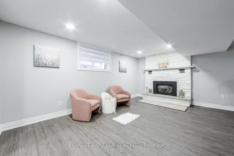 689 Macyoung Drive, ON N2Z 1T1