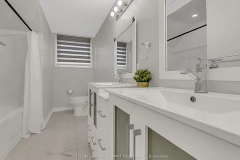 2 Grandridge Crescent, ON N1H 8G1