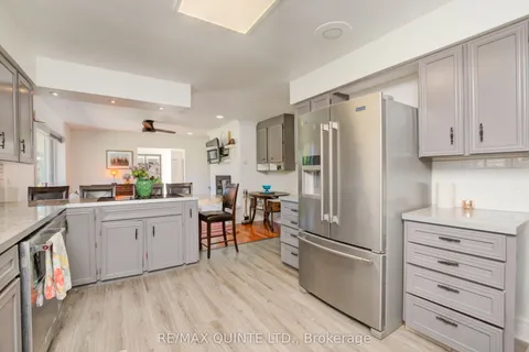 25 Singleton Street, Brighton, ON K0K 1H0