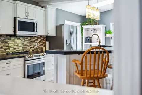 4 Queen Street, Centre Wellington, ON N0B 1J0