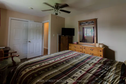 28 Prince Of Wales Drive, Belleville, ON K8P 2T7