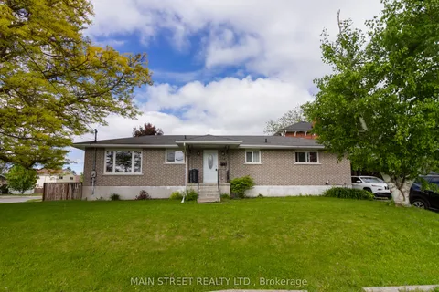 28 Prince Of Wales Drive, Belleville, ON K8P 2T7