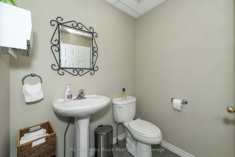 784 16th Street, Owen Sound, ON N4K 1Y9