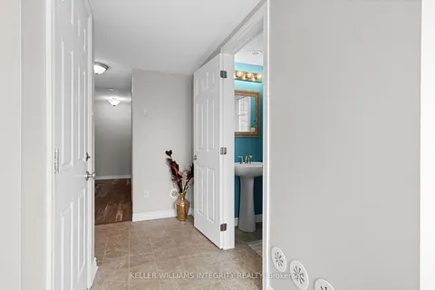 118 Pennant Avenue, Barrhaven, ON K2J 5W6