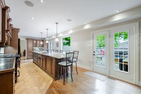 66 Guildford Court, ON N6J 3Y1