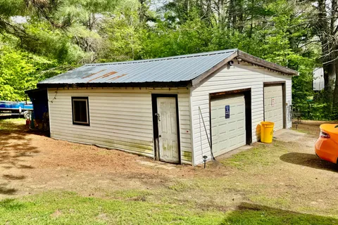1039 Long Lake Road, ON K8A 6W8