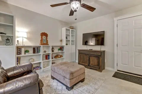 1185 Guildwood Boulevard, ON N6H 4G8