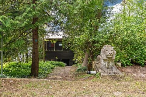 82195 Cottage Road, ON N7A 3X8