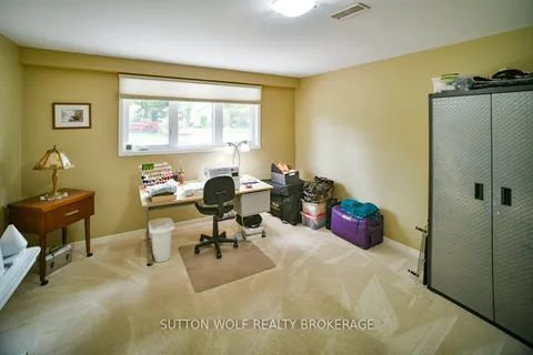 234 Riverview Drive, ON N7G 2G5