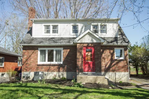 7 Old Orchard Avenue, ON K6H 2H1