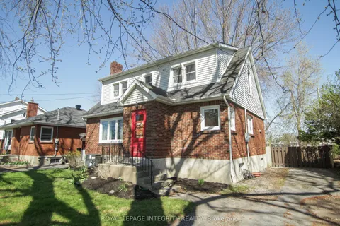 7 Old Orchard Avenue, ON K6H 2H1