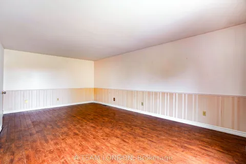 126 Guildford Crescent, ON N6J 3Y5