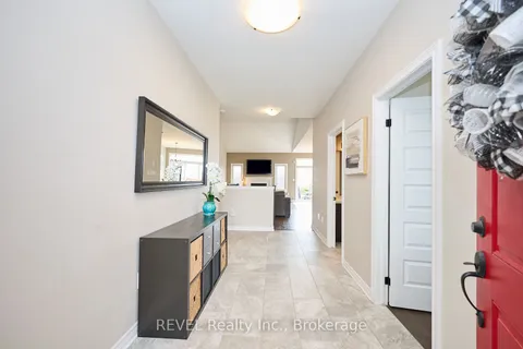 5 Cinnamon Street, ON L2V 0H5