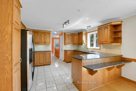 1582 Sandy Hill Road, ON K6A 2R2