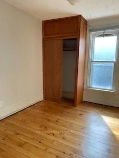 207 Nile Street, ON N5A 4E7
