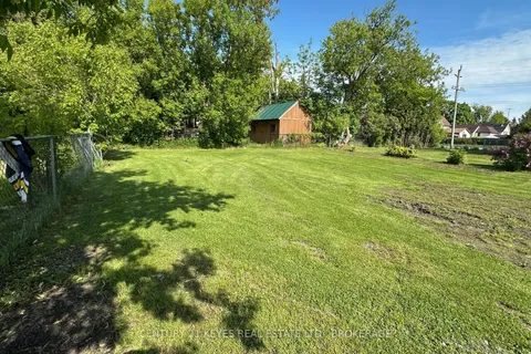 376 SECOND Street, ON K7G 2K1