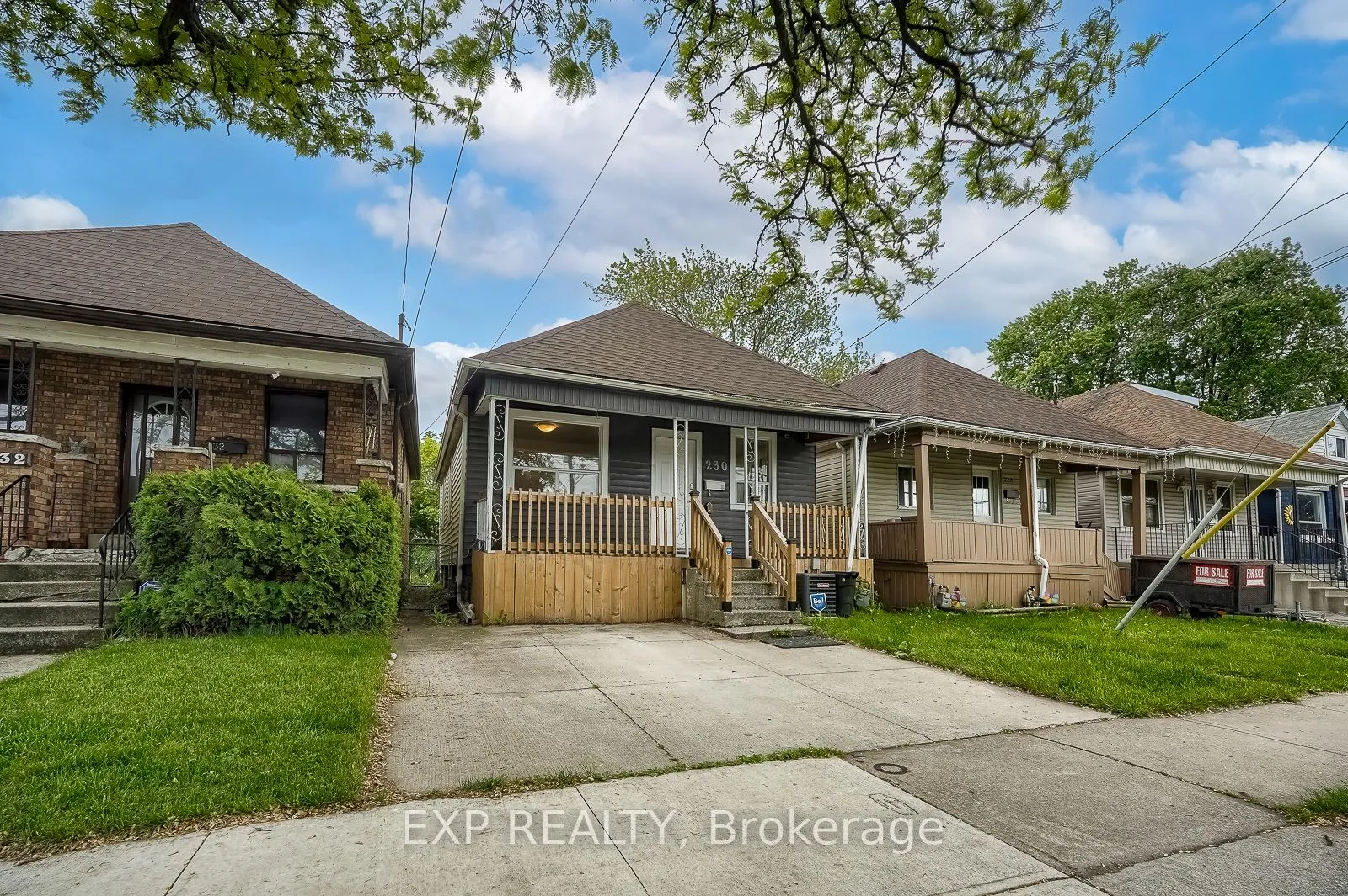 230 McAnulty Boulevard, ON L8H 3J1