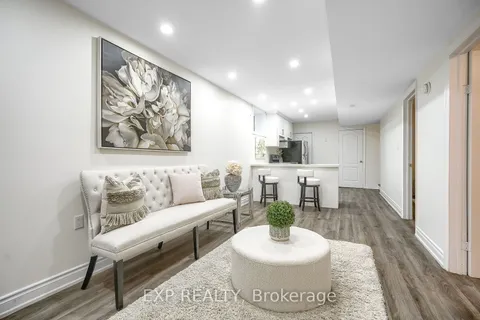 230 McAnulty Boulevard, ON L8H 3J1