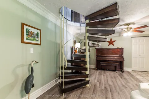 6607 Ellis Road, ON N3C 2V4