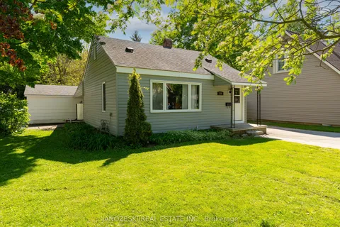 228 Princess Street, ON N0M 1L0