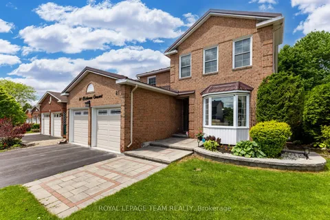 81 Chickasaw Crescent, ON K2M 1M8