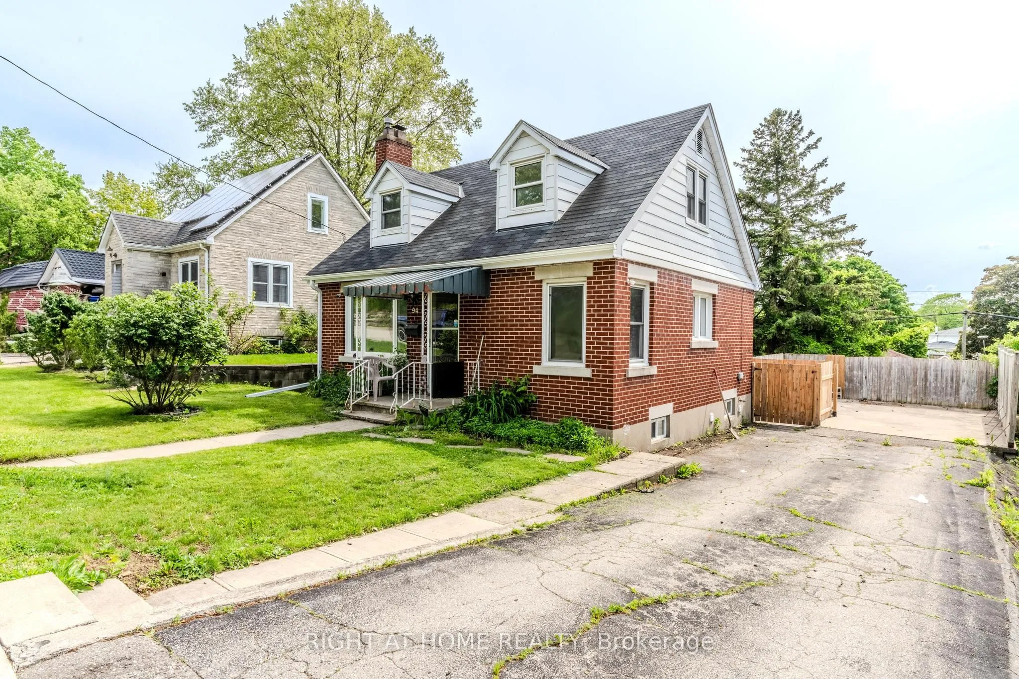 94 Beech Avenue, ON N3C 1X5
