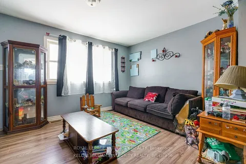 1204-1206 Caswell Crescent, ON K6J 4V6