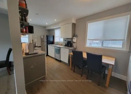 275 Raglan Road, ON K7K 1L7