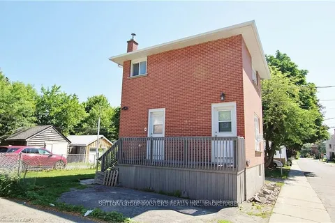 275 Raglan Road, ON K7K 1L7