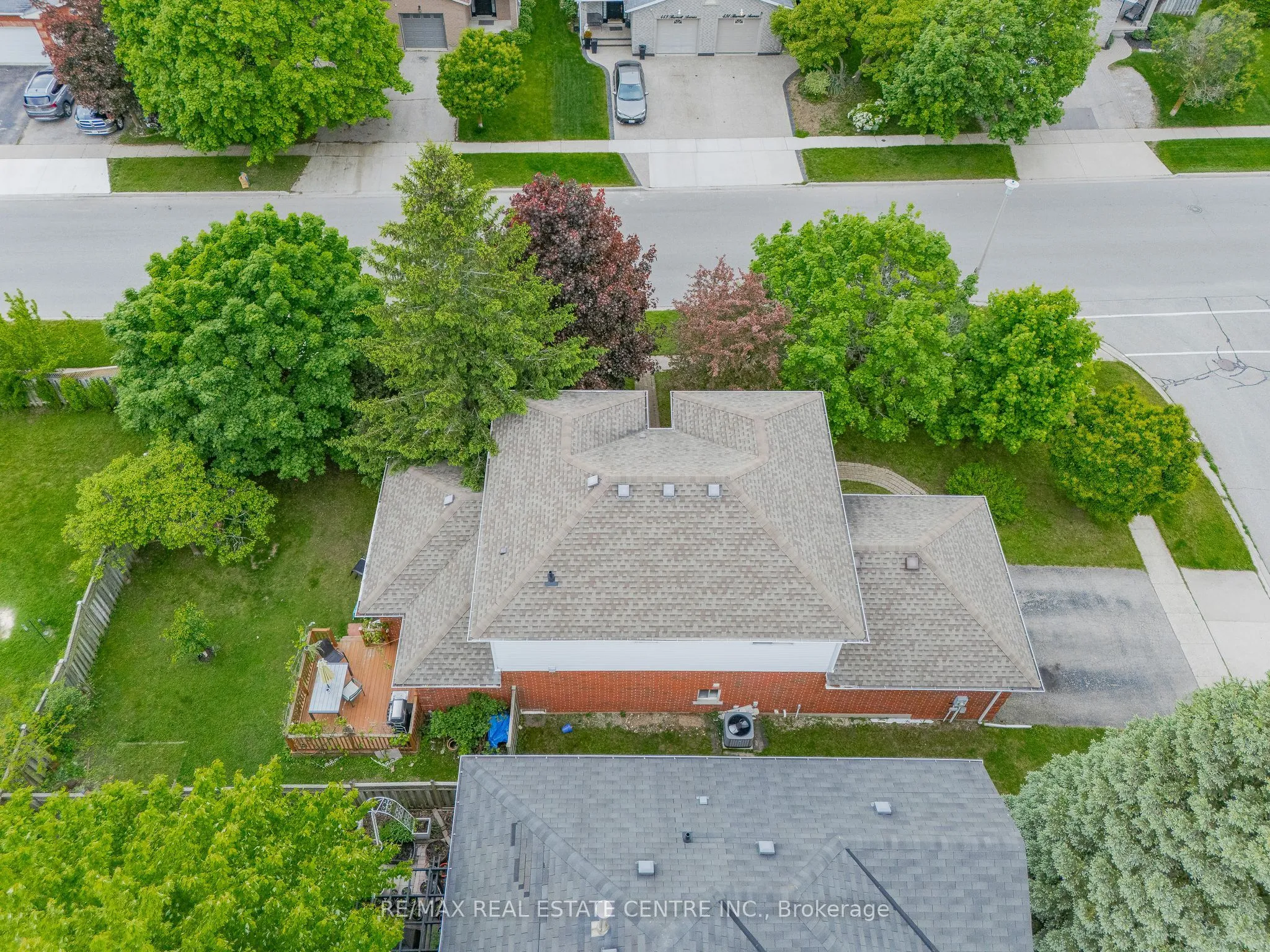 444 Burnett Avenue, ON N1T 1L3