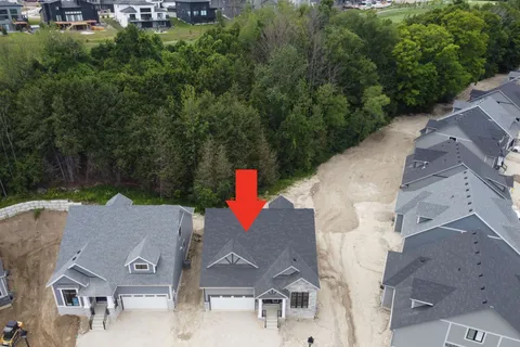 122 Beacon Drive, ON N0H 2P0