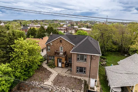 22 Whittaker Street, ON P3C 3W9